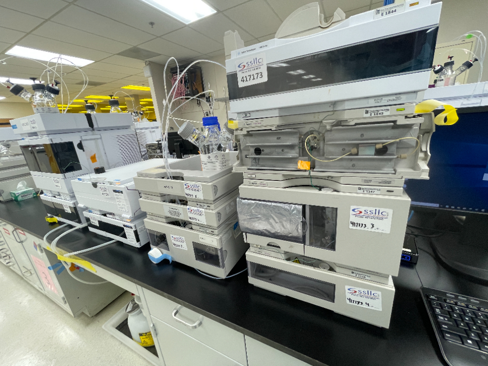 Image of Agilent 1100 Series HPLC with DAD and Autosampler